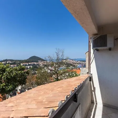 Milic - Two Bedroom With Terrace And Sea View